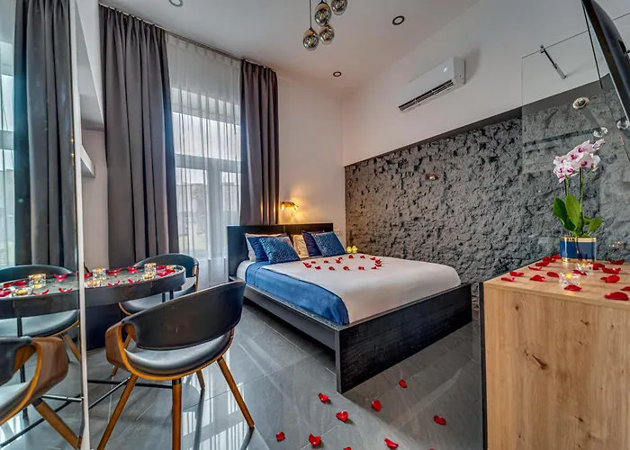 Komorowski Luxury Guest Rooms