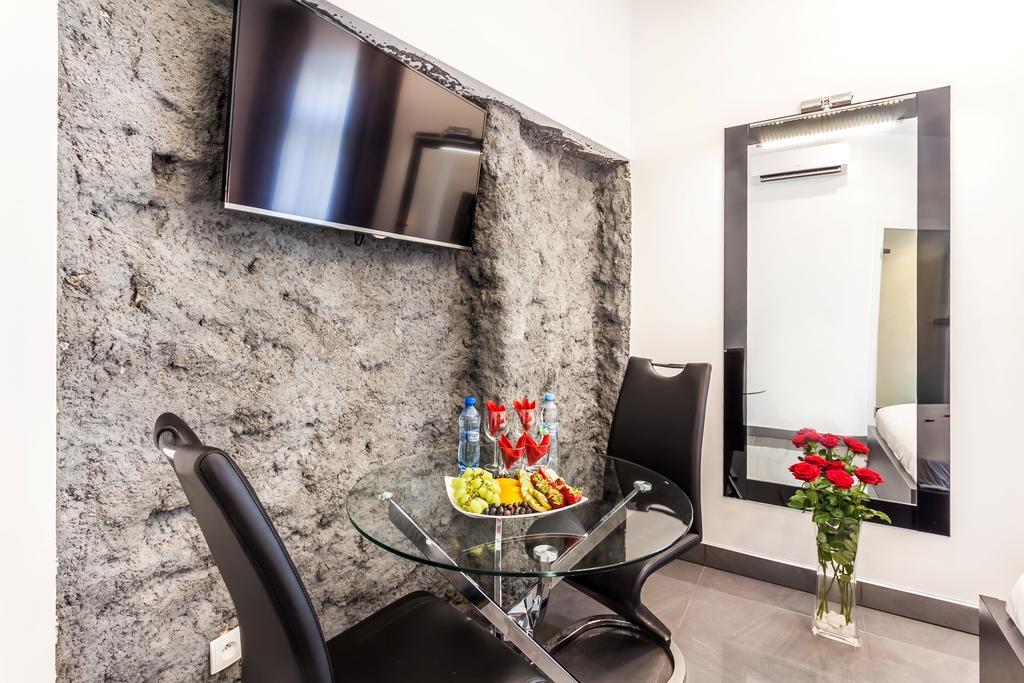 Komorowski Luxury Guest Апарт-готель 4*